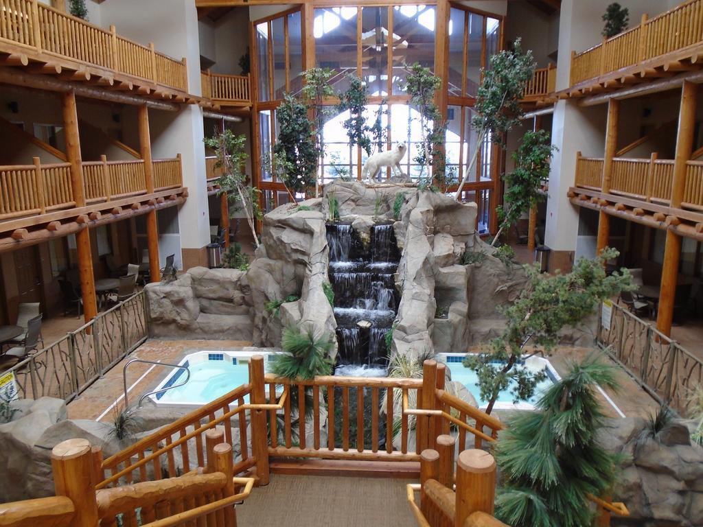 Casper C'Mon Inn Hotel & Suites Evansville 외부 사진