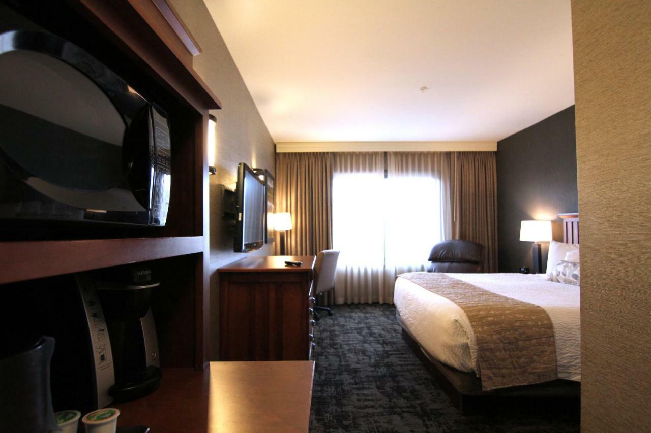 Casper C'Mon Inn Hotel & Suites Evansville 외부 사진